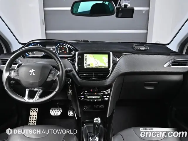 Peugeot 2008 2018 1.6 АКПП, миниатюра 7