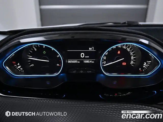 Peugeot 2008 2018 1.6 АКПП, миниатюра 8