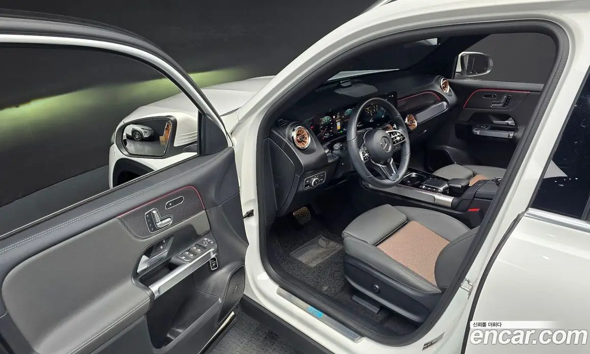 Mercedes-Benz EQB 2023 0.2 АКПП, фото 16