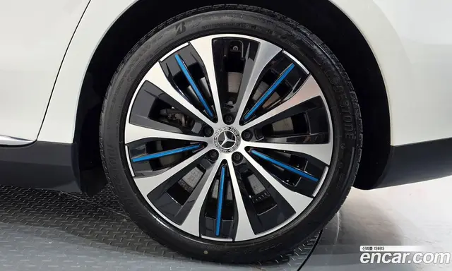 Mercedes-Benz EQE 2022 0.3 АКПП, миниатюра 7