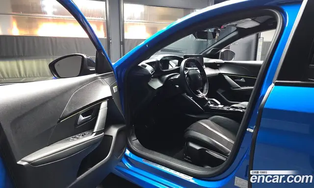 Peugeot 208 2021 0.1 АКПП, миниатюра 10