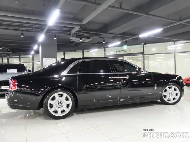 Rolls-Royce Ghost 2018 6.6 АКПП, миниатюра 2