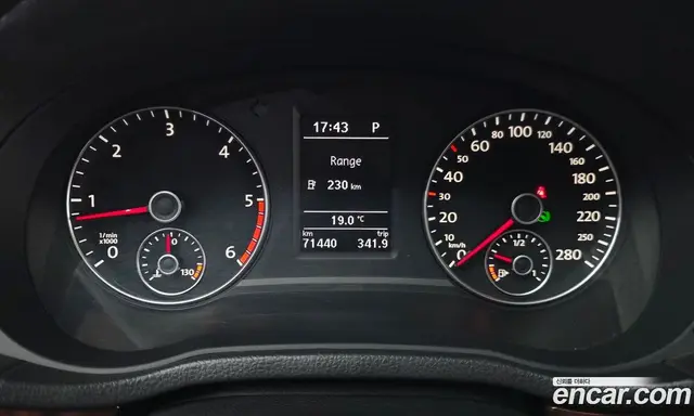 Volkswagen Passat 2013 2.0 АКПП, миниатюра 8 Volkswagen Passat 2013 2.0 АКПП, миниатюра 8