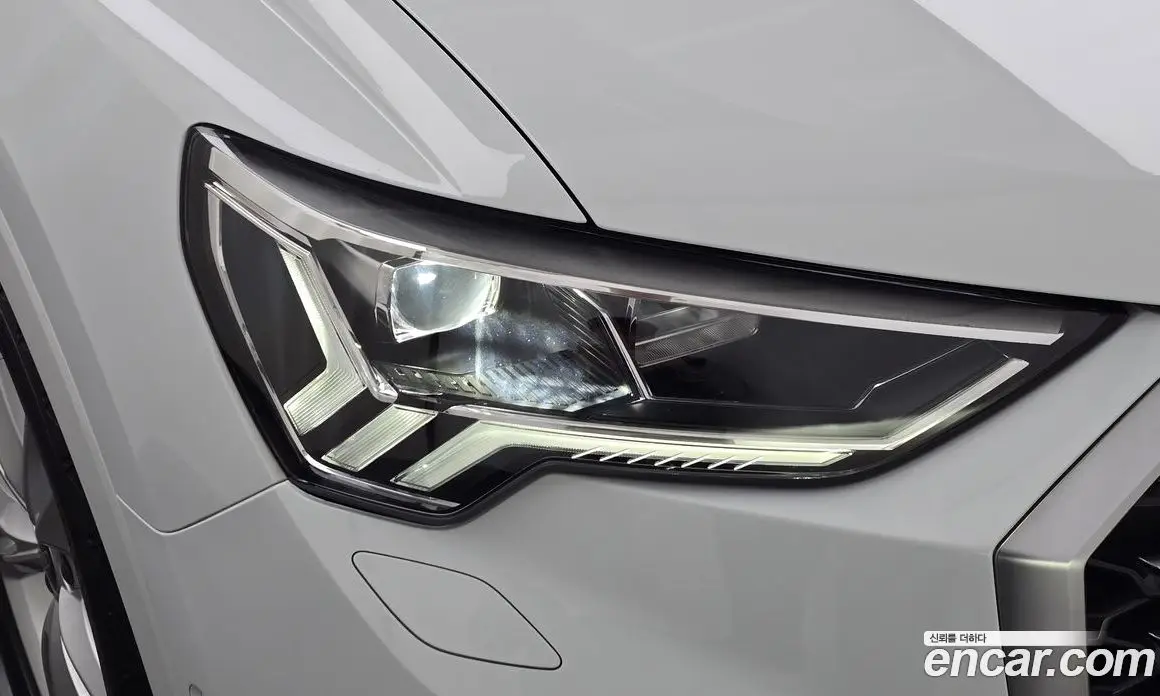 Audi Q3 2022 2.0 АКПП, фото 8