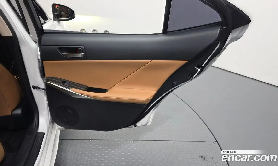 Lexus IS 2019 2.0 АКПП, фото 15