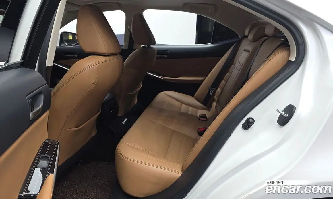 Lexus IS 2019 2.0 АКПП, фото 16