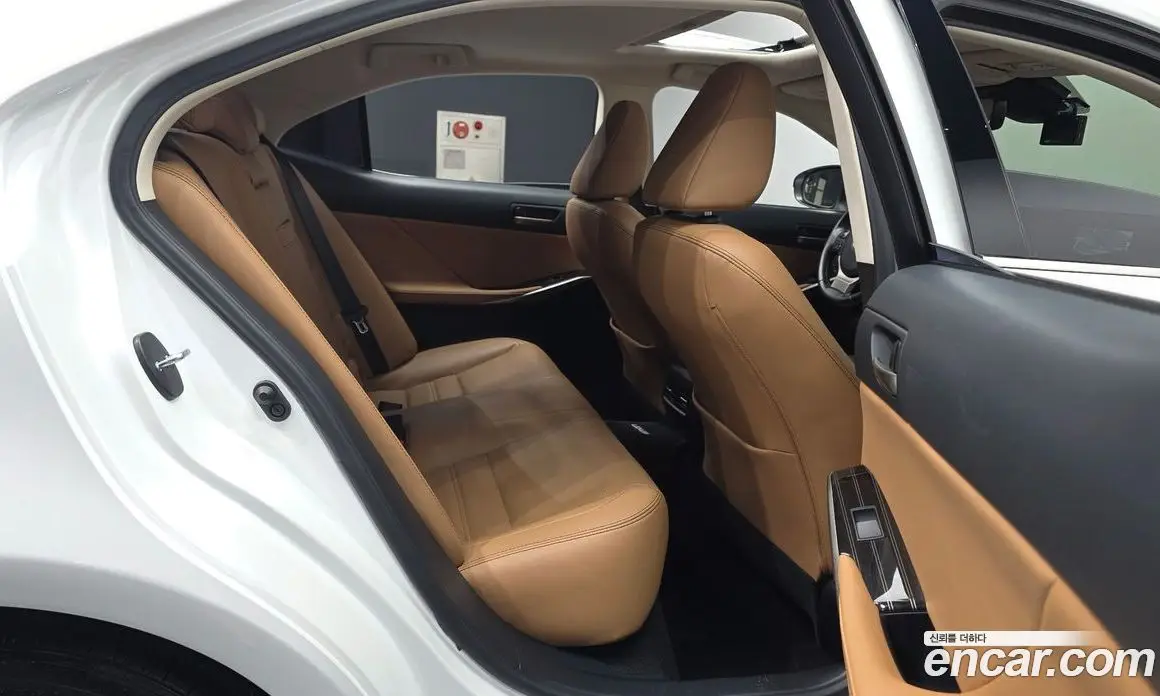 Lexus IS 2019 2.0 АКПП, фото 18