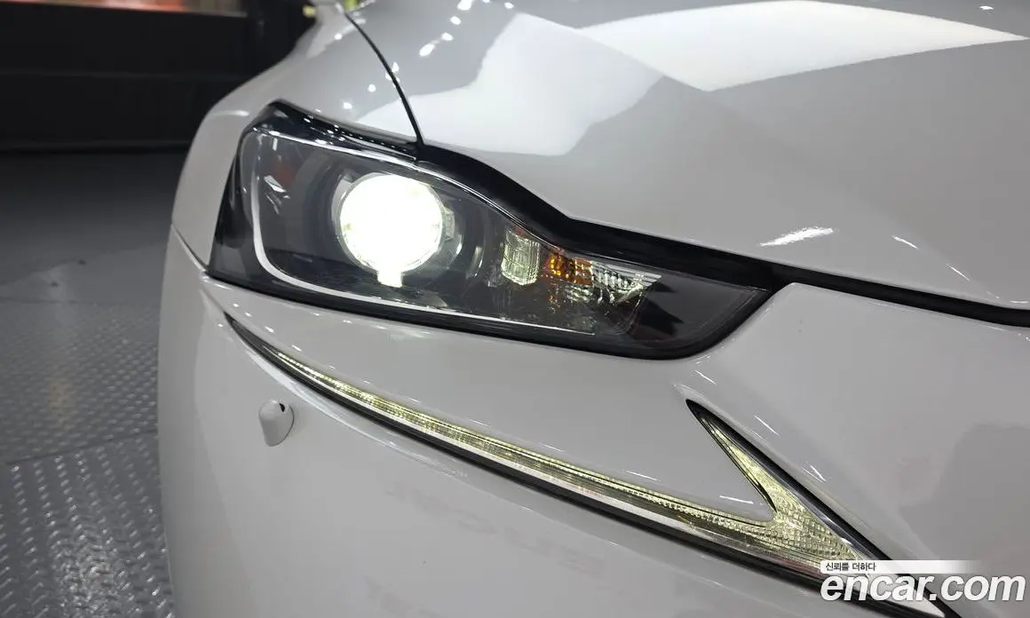 Lexus IS 2019 2.0 АКПП, фото 8