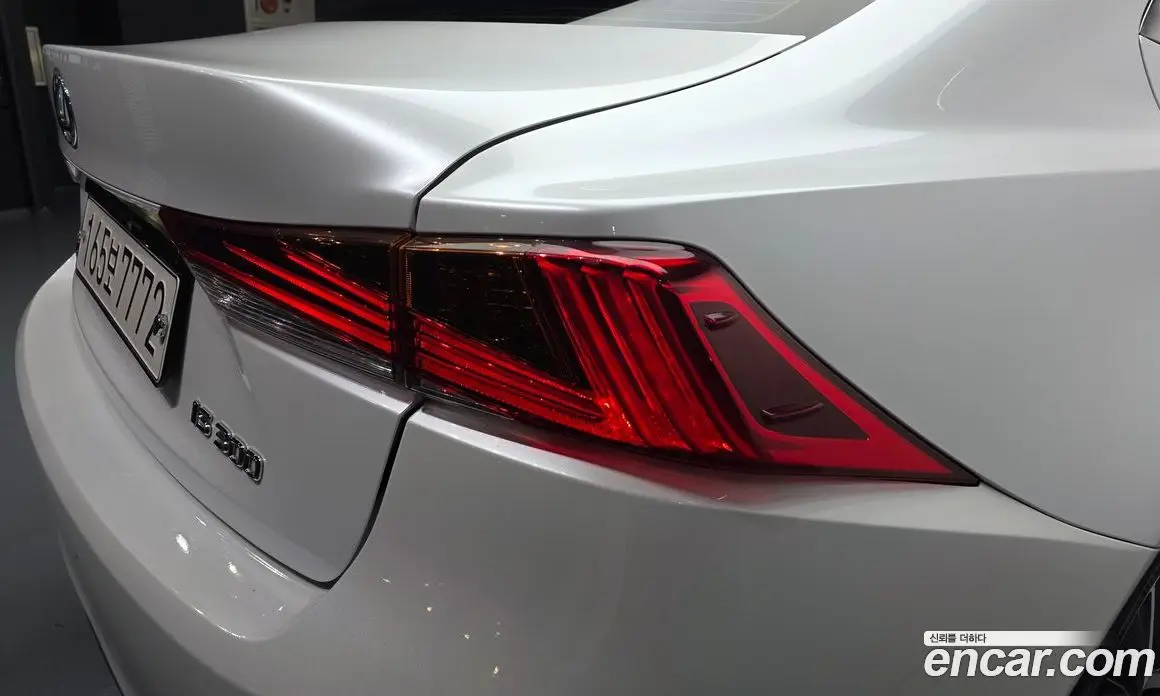 Lexus IS 2019 2.0 АКПП, фото 9