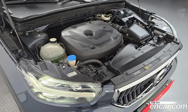 Volvo XC40 2020 2.0 АКПП, миниатюра 5