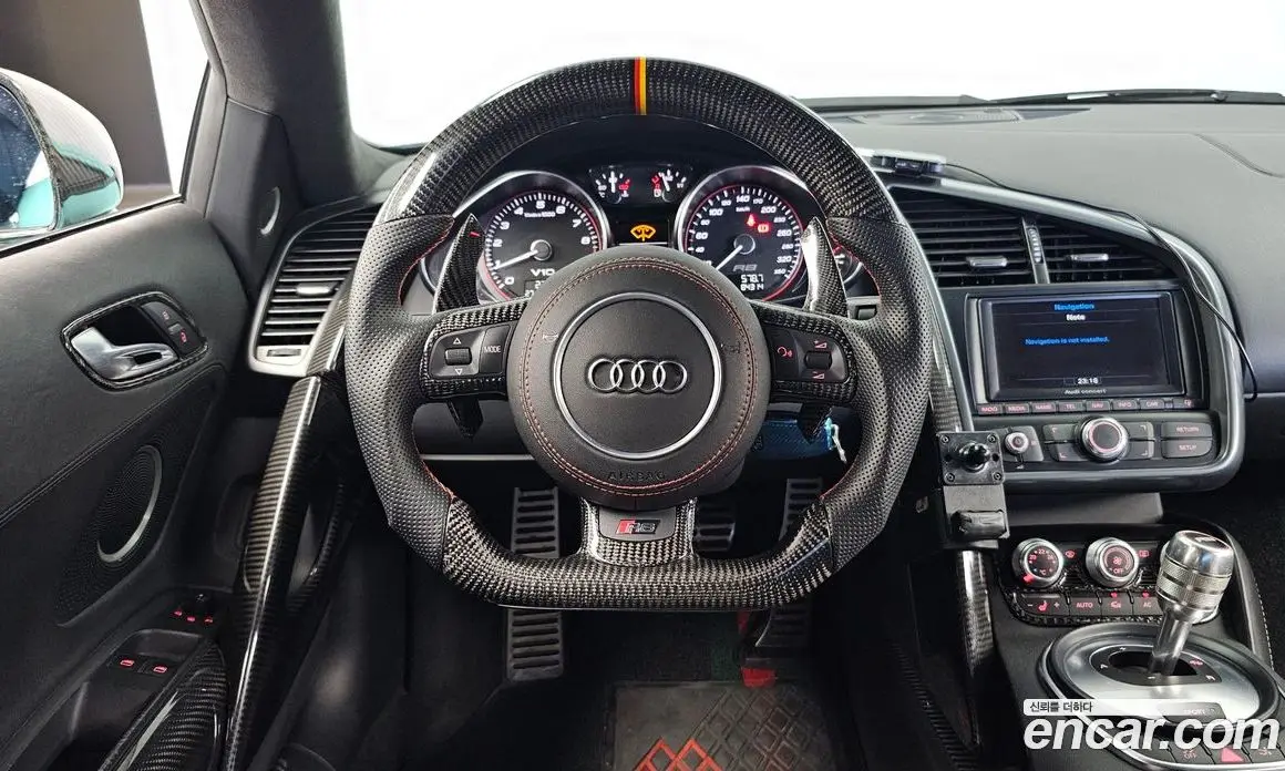 Audi R8 2011 5.2 АКПП, фото 13