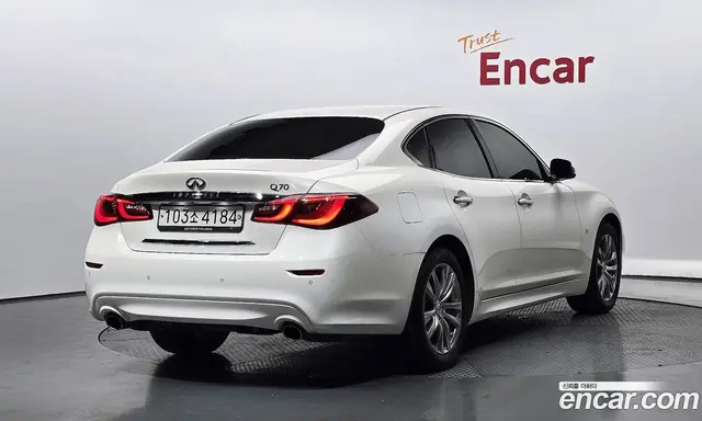 Infiniti Q70 2019 3.7 АКПП, миниатюра 2