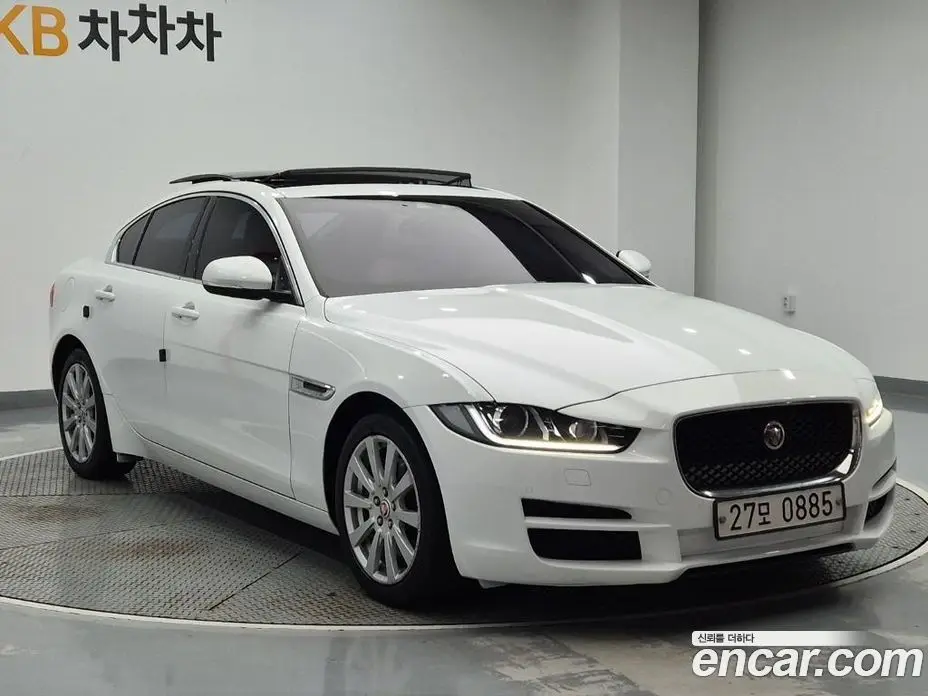Jaguar XE 2016 2.0 АКПП, фото 4
