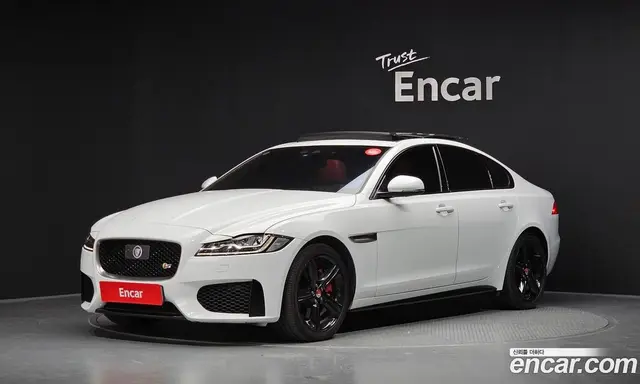 Jaguar XF, 2016, 125 544 км Jaguar XF, 2016, 125 544 км