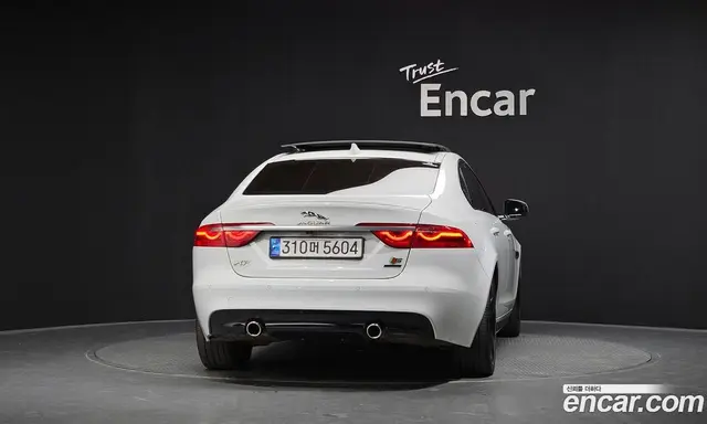 Jaguar XF 2016 3.0 АКПП, миниатюра 4