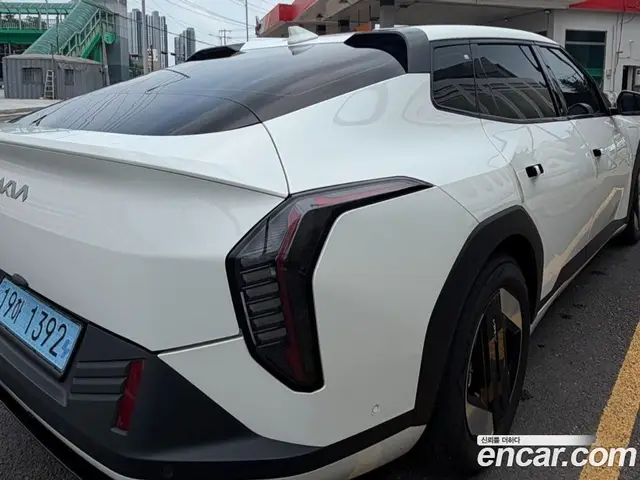 Kia EV4 2026 АКПП, миниатюра 3