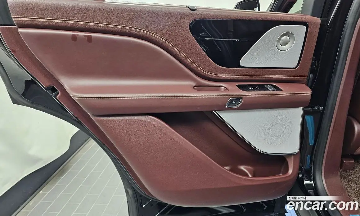 Lincoln Aviator 2021 3.0 АКПП, фото 15