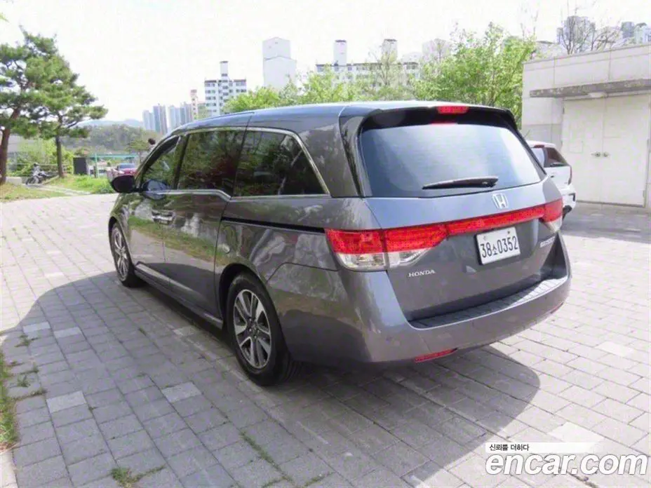 Honda Odyssey 2016 3.5 АКПП, фото 4 Honda Odyssey 2016 3.5 АКПП, фото 4
