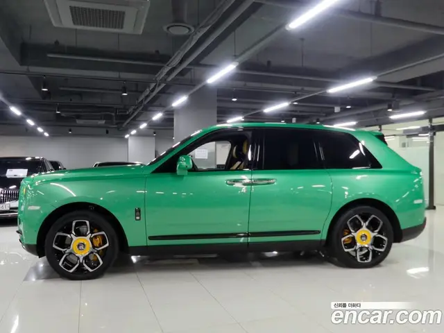 Rolls-Royce Cullinan 2023 6.7 АКПП, миниатюра 2 Rolls-Royce Cullinan 2023 6.7 АКПП, миниатюра 2