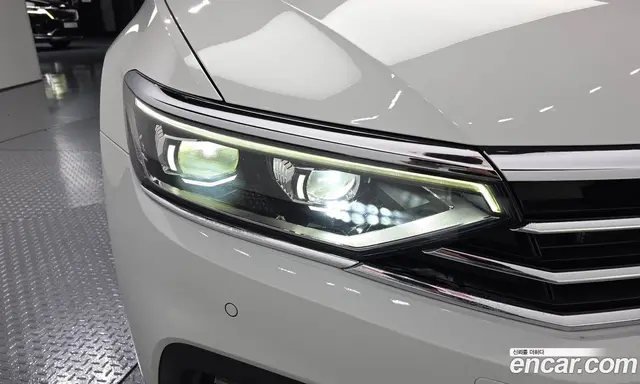 Volkswagen Passat 2022 2.0 АКПП, миниатюра 7 Volkswagen Passat 2022 2.0 АКПП, миниатюра 7
