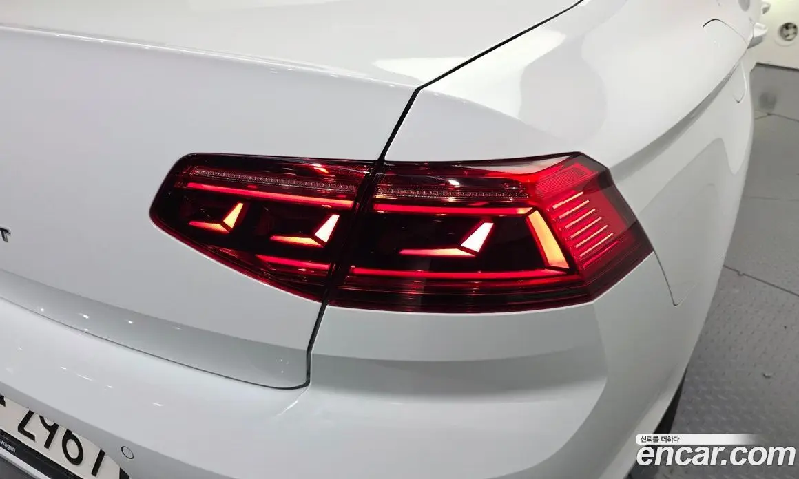 Volkswagen Passat 2022 2.0 АКПП, фото 8 Volkswagen Passat 2022 2.0 АКПП, фото 8