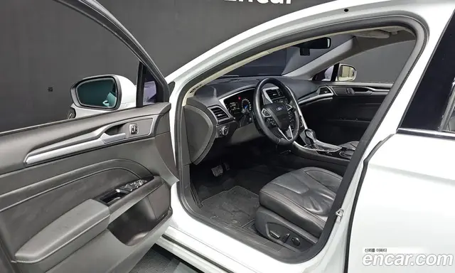 Ford Mondeo 2017 2.0 АКПП, миниатюра 10 Ford Mondeo 2017 2.0 АКПП, миниатюра 10