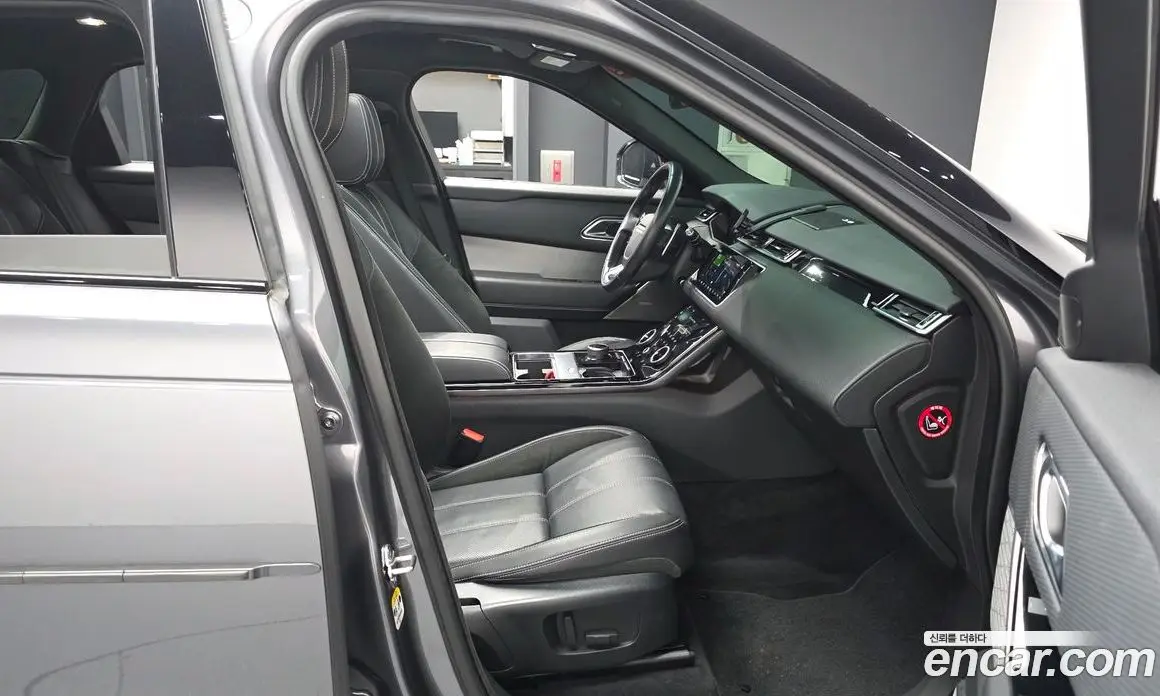 Land Rover Range Rover Velar 2019 3.0 АКПП, фото 17