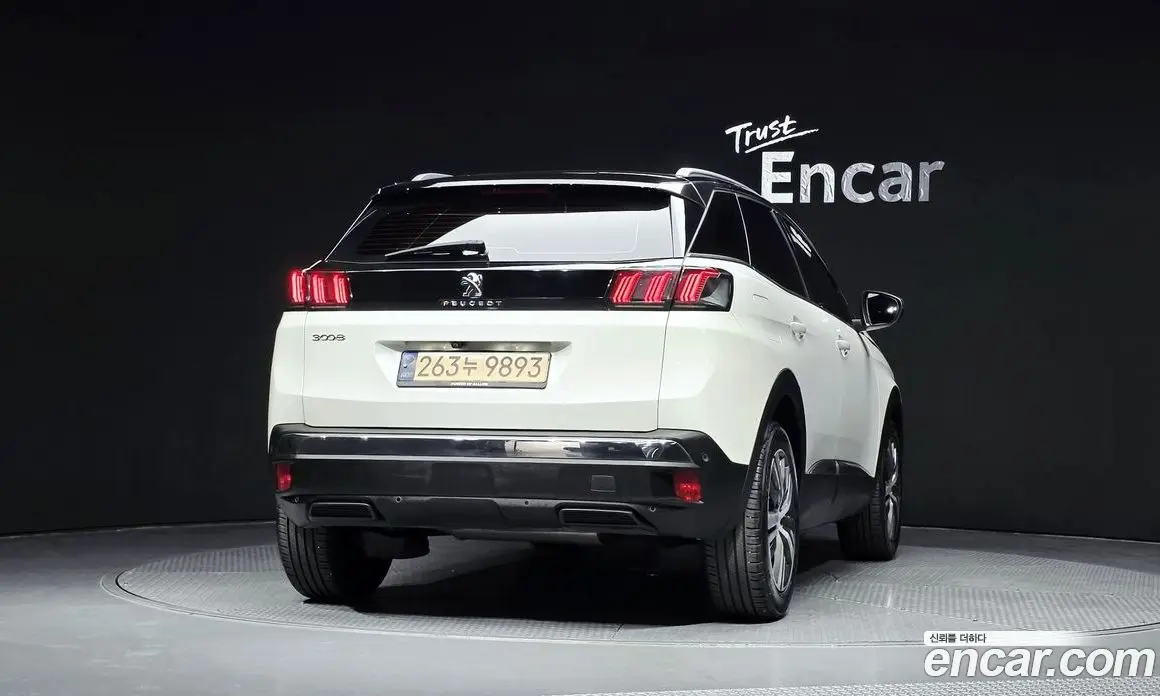 Peugeot 3008 2022 1.2 АКПП, фото 4