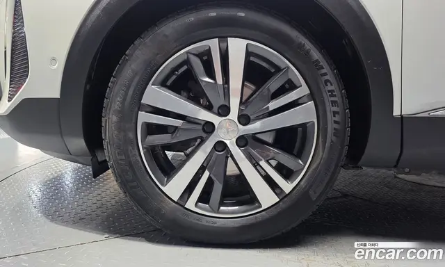 Peugeot 3008 2022 1.2 АКПП, миниатюра 5