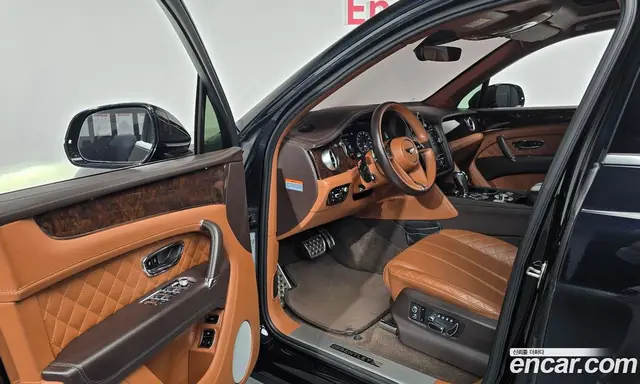 Bentley Bentayga 2018 6.0 АКПП, миниатюра 10