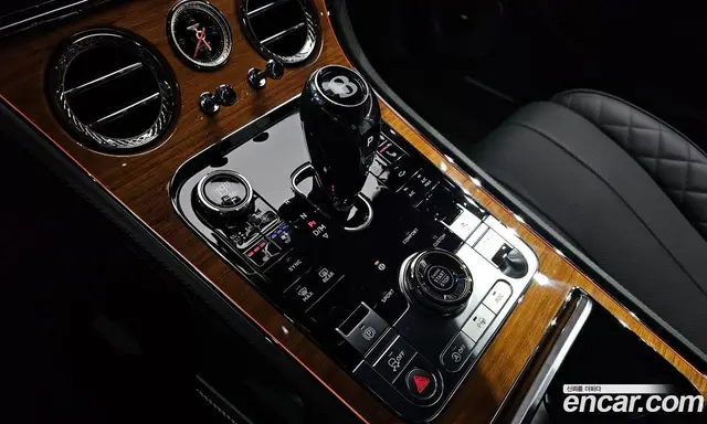 Bentley Continental 2023 4.0 АКПП, миниатюра 12