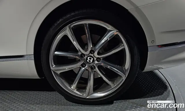 Bentley Continental 2023 4.0 АКПП, миниатюра 7