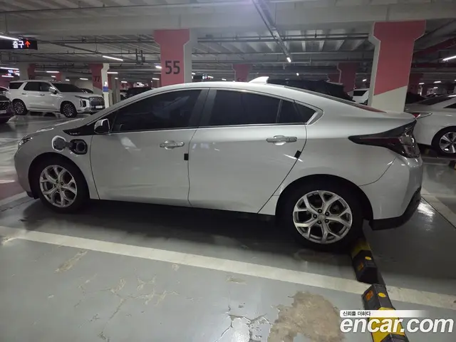 Chevrolet Volt 2018 1.5 АКПП, миниатюра 12