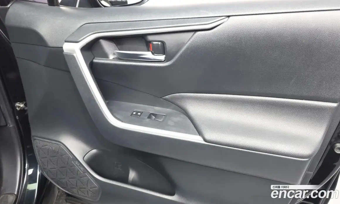 Toyota RAV4 2019 2.5 АКПП, фото 14 Toyota RAV4 2019 2.5 АКПП, фото 14