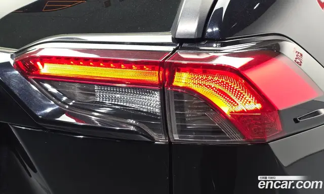 Toyota RAV4 2019 2.5 АКПП, миниатюра 9