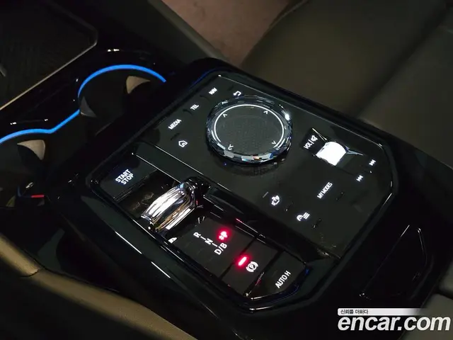 BMW i5 2026 1.0 АКПП, миниатюра 12