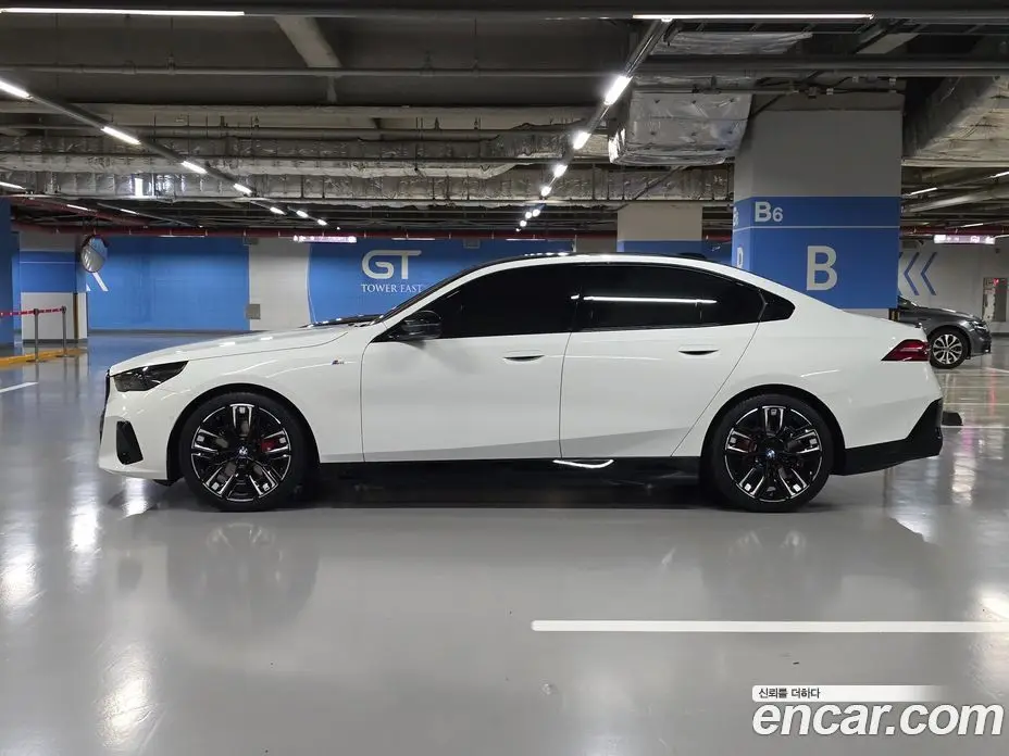 BMW i5 2026 1.0 АКПП, фото 3