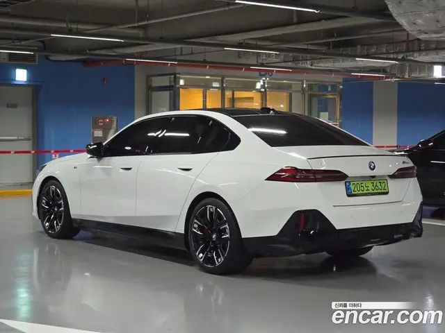 BMW i5 2026 1.0 АКПП, миниатюра 4