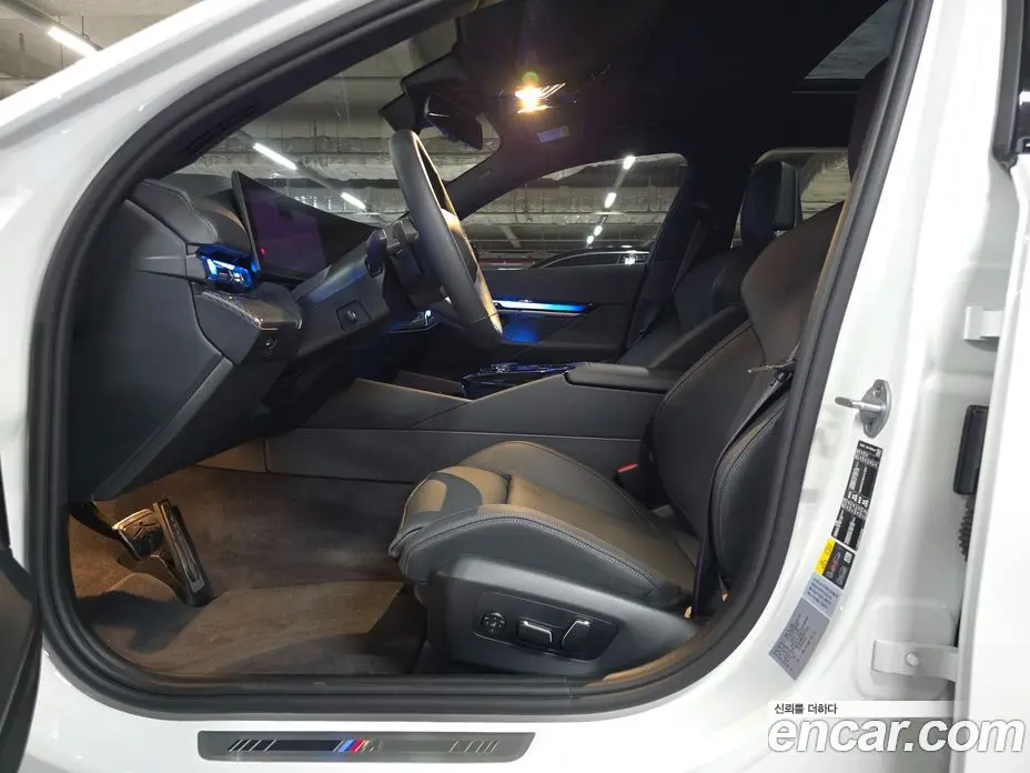BMW i5 2026 1.0 АКПП, фото 9