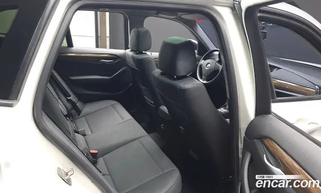 BMW X1 2014 2.0 АКПП, миниатюра 12