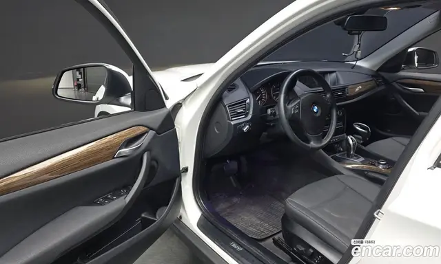 BMW X1 2014 2.0 АКПП, миниатюра 10