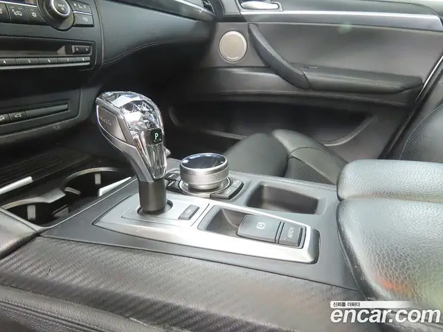 BMW X6M 2010 4.4 АКПП, миниатюра 10