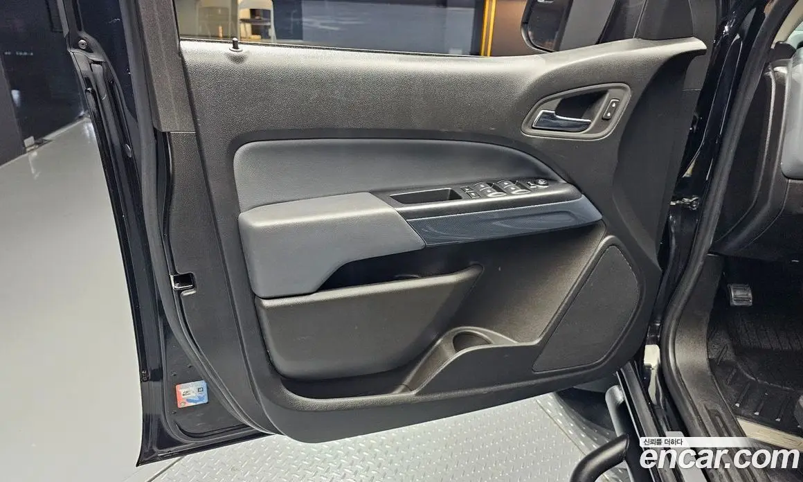 Chevrolet Colorado 2022 3.6 АКПП, фото 13
