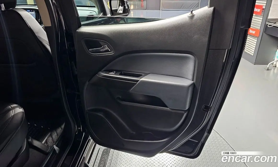 Chevrolet Colorado 2022 3.6 АКПП, фото 14
