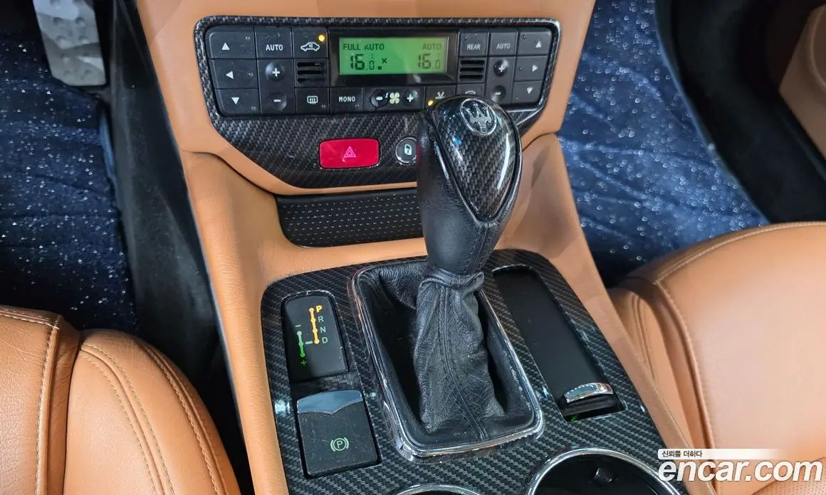 Maserati GranTurismo 2015 4.7 АКПП, фото 9 Maserati GranTurismo 2015 4.7 АКПП, фото 9