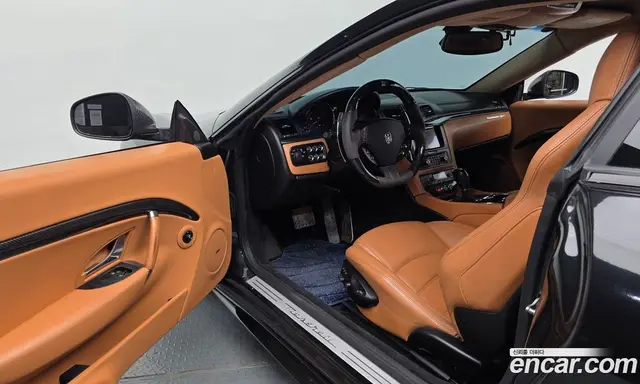 Maserati GranTurismo 2015 4.7 АКПП, миниатюра 10 Maserati GranTurismo 2015 4.7 АКПП, миниатюра 10