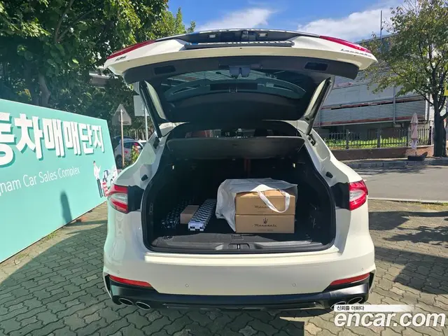 Maserati Levante 2020 3.0 АКПП, миниатюра 5