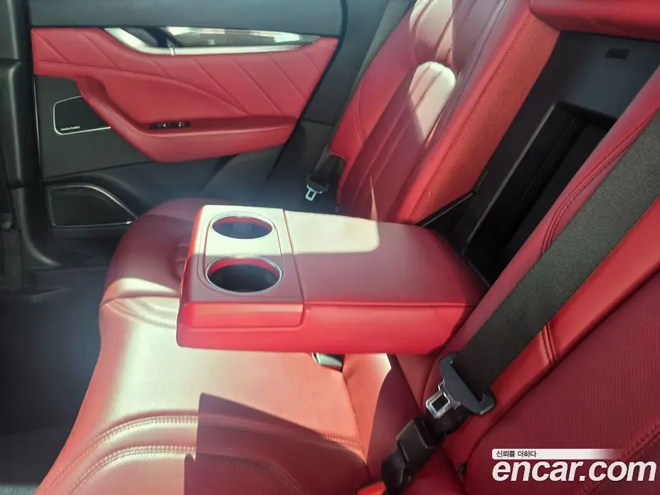 Maserati Levante 2020 3.0 АКПП, фото 9