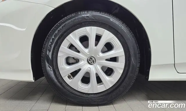 Toyota Prius 2020 1.8 АКПП, миниатюра 5