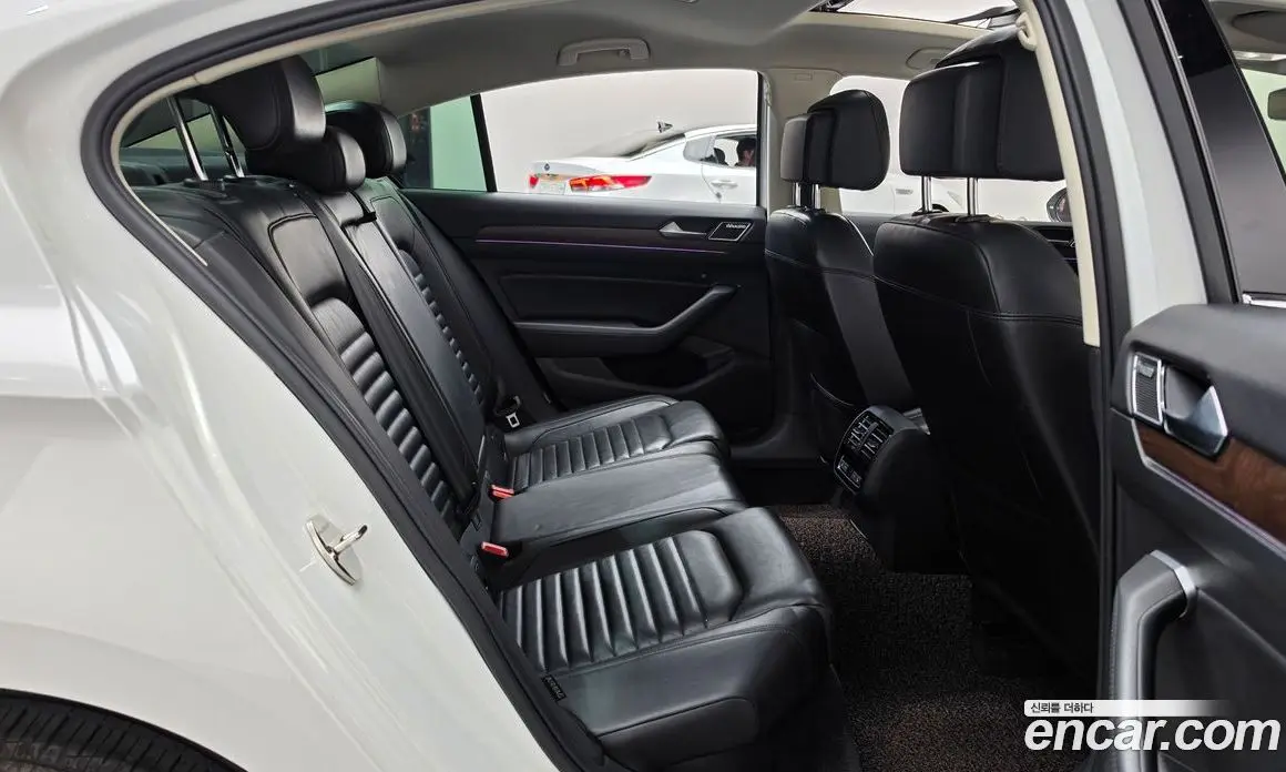 Volkswagen Passat 2018 2.0 АКПП, фото 17